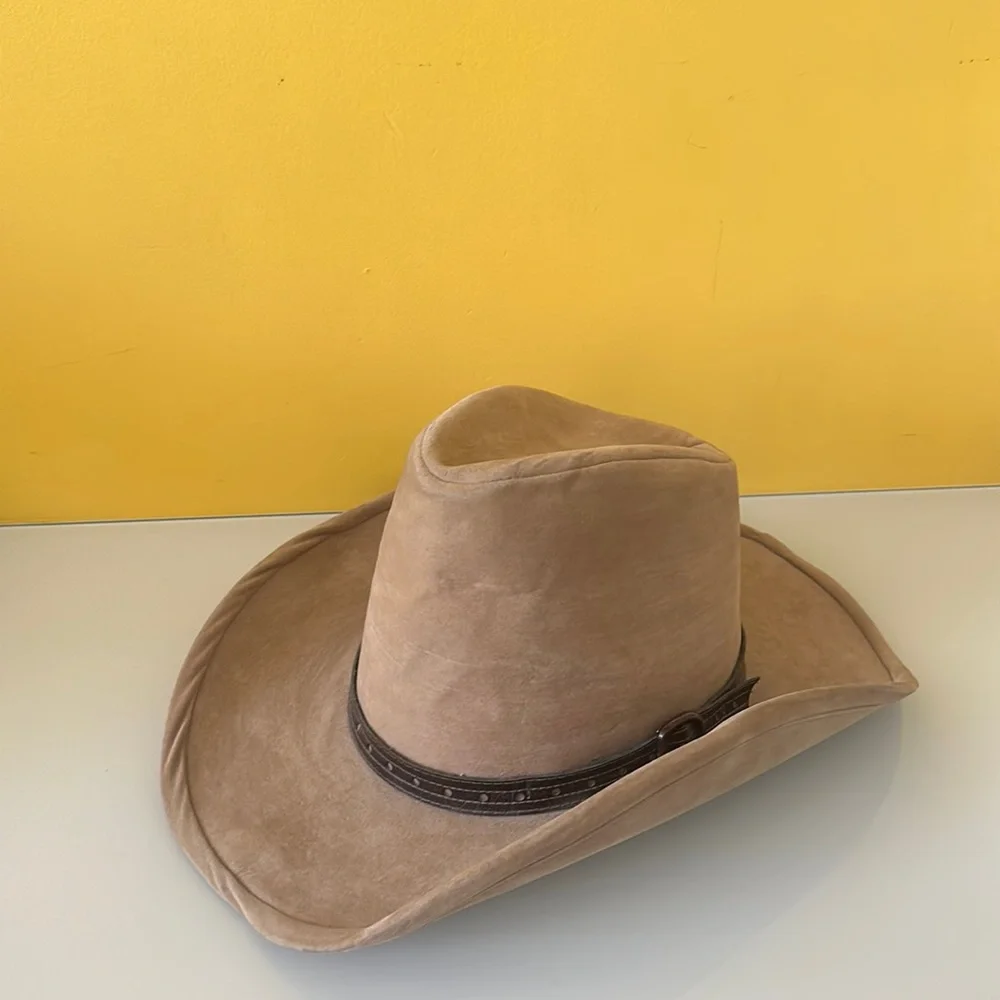 Bailey U-Rollit Brick Crown Western Cowboy Hat in Tan Velvet